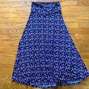 LuLaRoe Maxi (stretchy material)